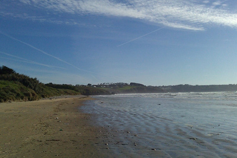 Plage De Kervel Locronan Explorow Com